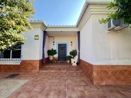 Casa En venta en El Quintanar, La Carlota photo 0