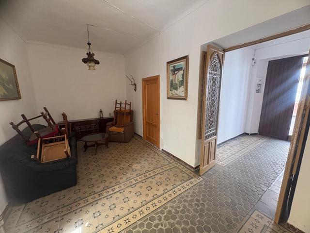 CASA INDEPENDIENTE EN LA MEJOR ZONA DE LA LOCALIDAD DE PEDRO ABAD, PARA REFORMAR A SU GUSTO photo 0