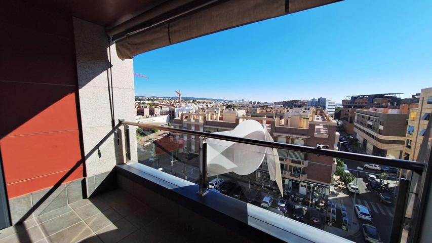 ¡¡ ESPECTACULAR PISO EN EL RESIDENCIAL CENTER CON COCHERA Y TRASTERO INCLUIDOS!! photo 0