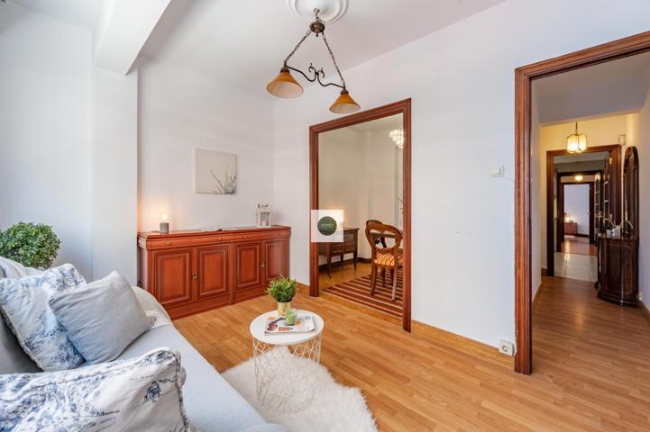 Acogedor y práctico piso con patio, la opción perfecta al alquiler! photo 0