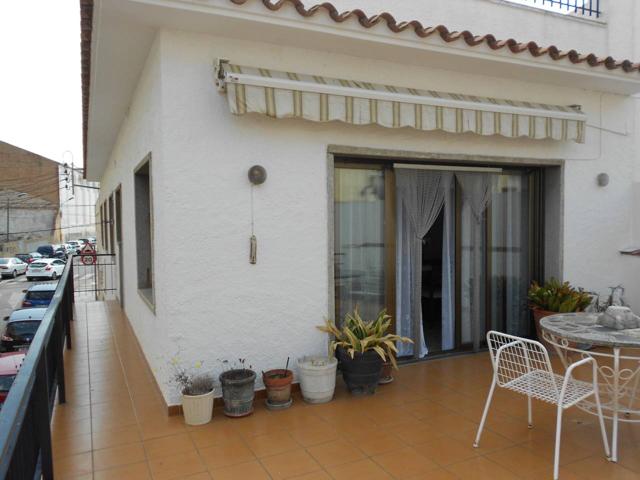 Casa en venta en Tueda photo 0