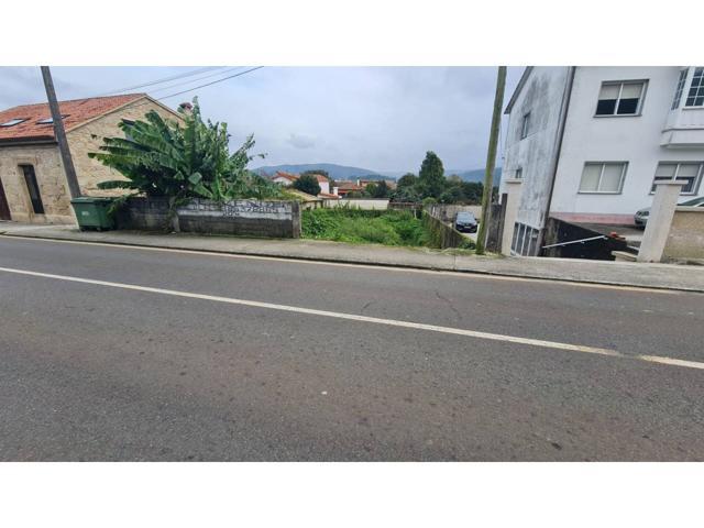 Terreno en venta en Padrón photo 0