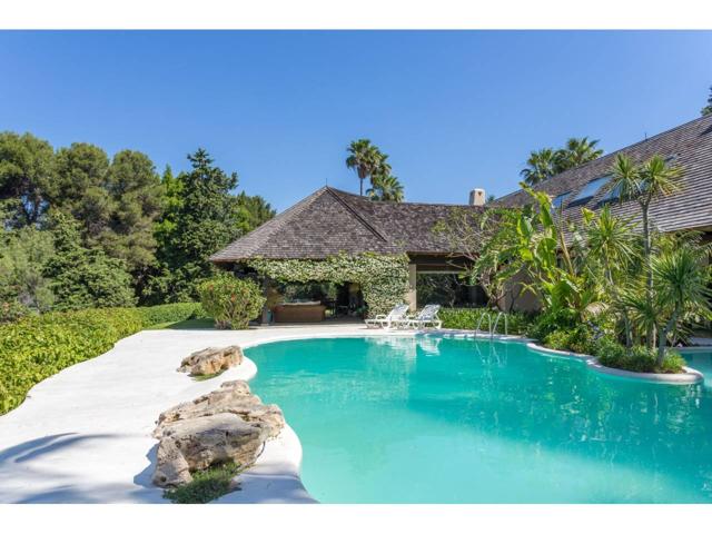 Casa unifamiliar en alquiler en Marbella este photo 0