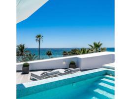 PRIMERA lINEA DE PLAYA!! villa de diseño exquisito photo 0