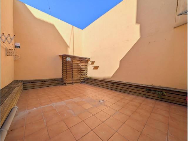 BAJO CON UNA TERRAZA PRIVADA DE 30m2 EN CERDANYOLA NORTE photo 0