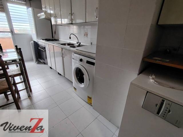 Piso en venta en Los Bloques(49021) photo 0