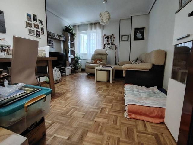 Piso en venta en San José Obrero-San Lázaro(49031) photo 0