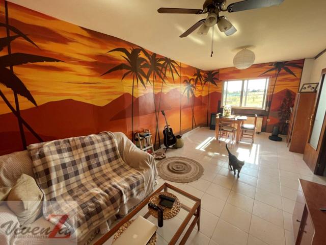 Chalet adosado en venta en Coreses photo 0