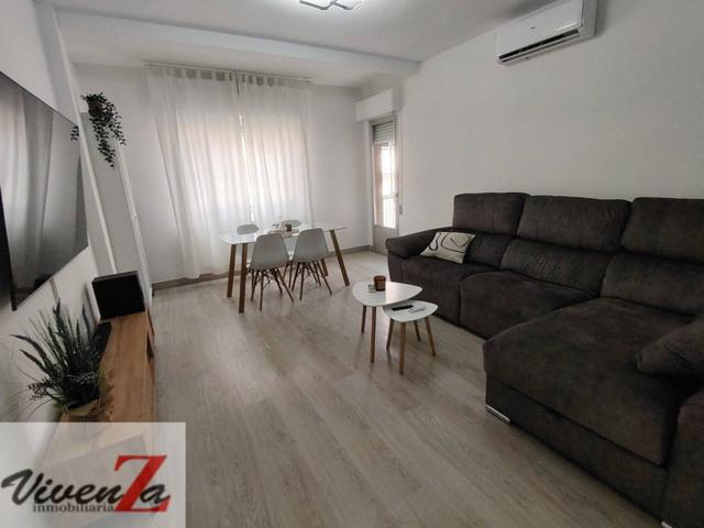 Piso en venta en Los Bloques(49020) photo 0