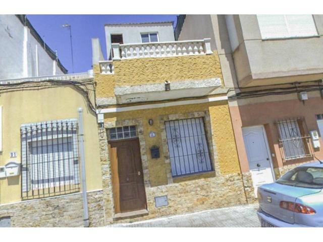 CASA TAPIADA EN CALLE FRANCISCO JORQUERA SANTA LUCIA . SIN COMISION DE AGENCIA photo 0