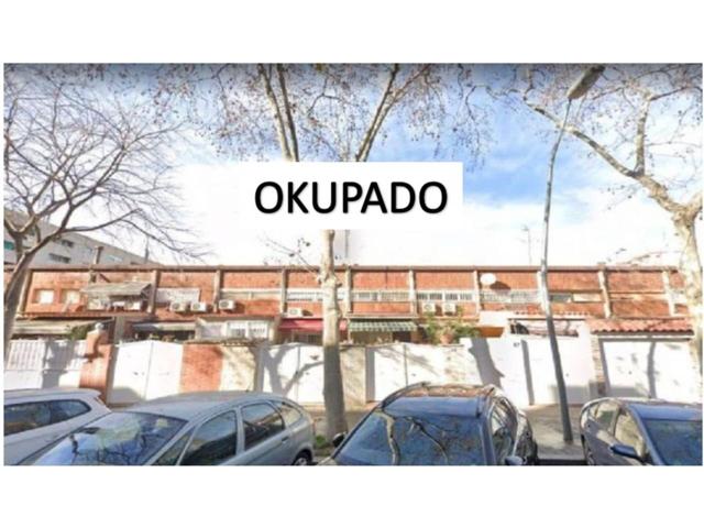 Piso en venta en El Besòs-El Maresme photo 0