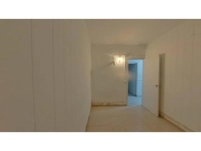 AMPLIA VIVIENDA EN PLANTA BAJA EN VENTA CALLE AVIADOR FRANCO BARCELONA photo 0