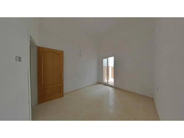 Piso en venta en calle Roser photo 0