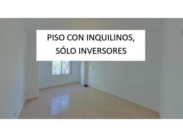 Piso en venta con inquilinos en calle Foc Follet, Barcelona photo 0