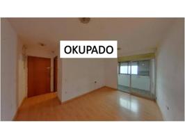 Piso OCUPADO en venta en calle Angels Garriga-Barcelona photo 0