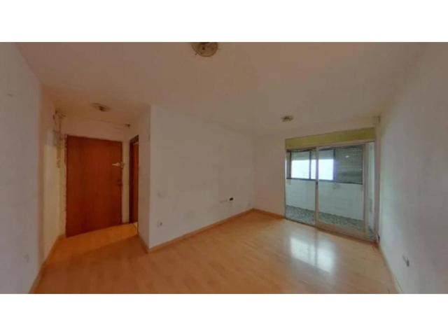 Piso OCUPADO en venta en calle Angels Garriga-Barcelona photo 0