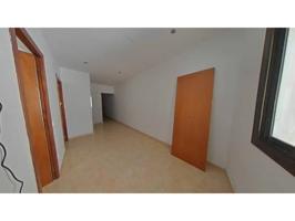 Piso ALQUILADO en venta en calle Ferrocarrils Catalans photo 0