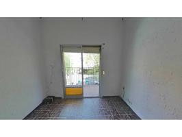 Piso en venta en calle Segre photo 0