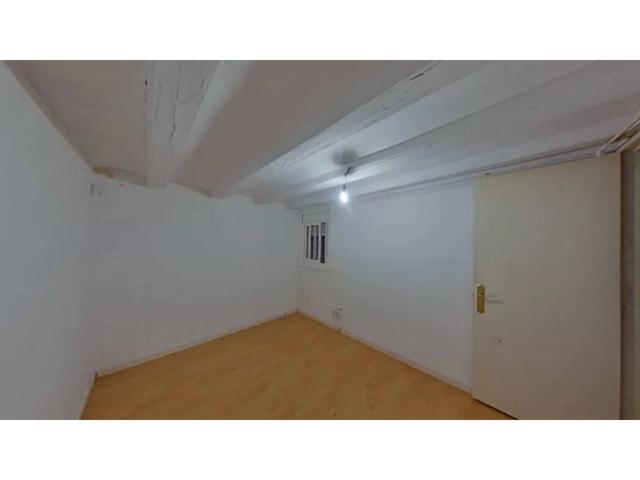 Piso en venta en Ciutat Vella photo 0