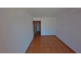 Piso ALQUILADO en venta en calle Autonomia BADALONA photo 0
