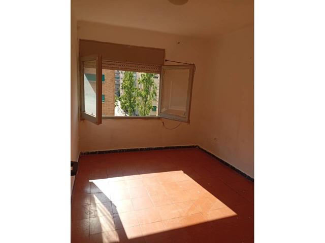Venta de piso en La Guineueta, Barcelona Capital photo 0