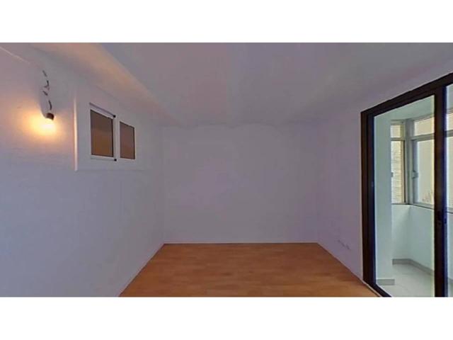 Piso ALQUILADO en venta en calle Tapioles photo 0