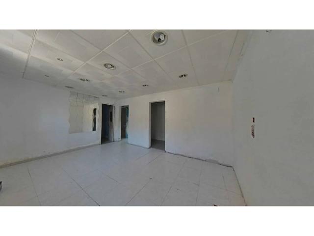 Piso en venta en calle Espriu photo 0
