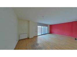 Piso en venta en calle Rosa Sensat photo 0