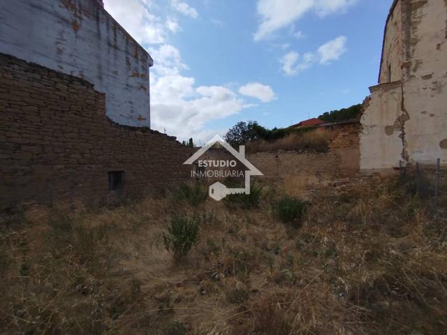 Terreno urbano en venta en Viana photo 0