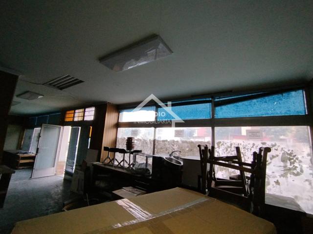 Venta de Local Comercial en Oyón - Oion photo 0