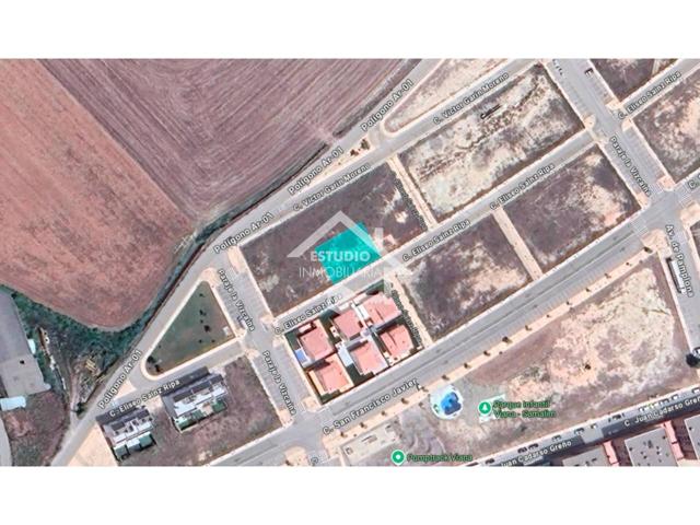 Terreno en venta en Viana photo 0