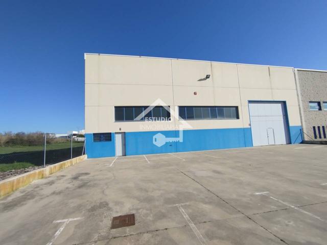 Alquiler de Nave Industrial en Viana photo 0