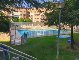Venta de piso en Lardero photo 0