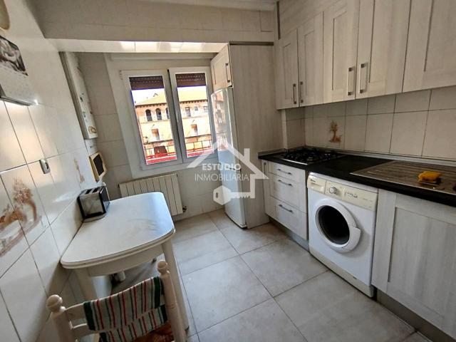 Venta de piso en Viana photo 0