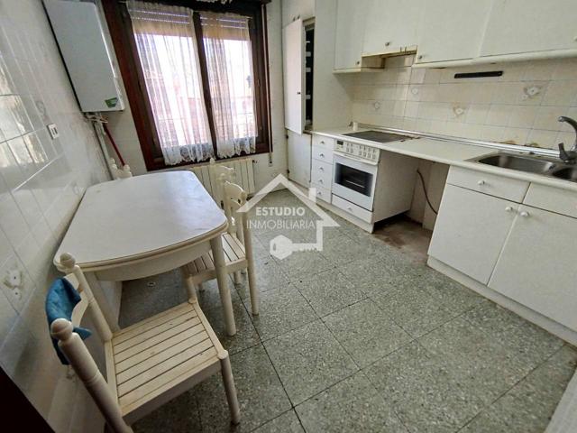 Venta de piso en Viana photo 0