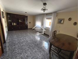 Venta de Casa en Mendavia con terreno photo 0