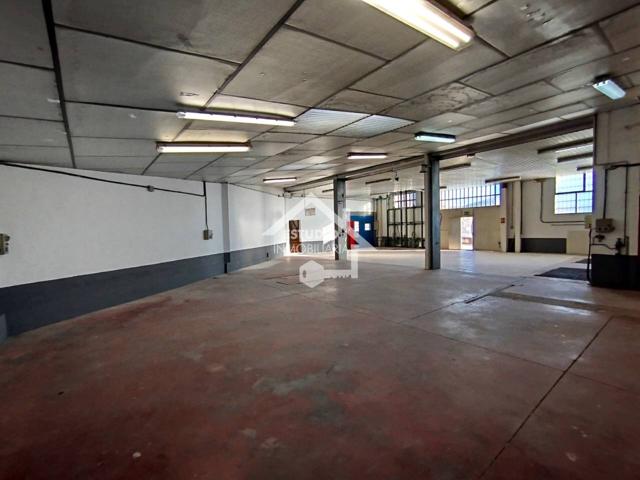 Venta de nave en Viana photo 0