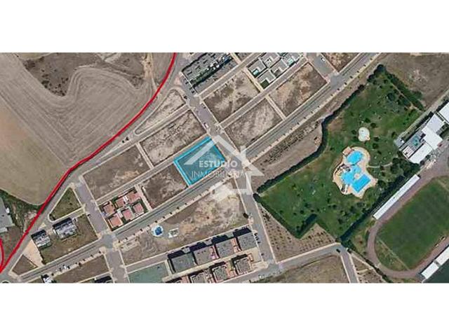 Terreno en venta en Viana photo 0