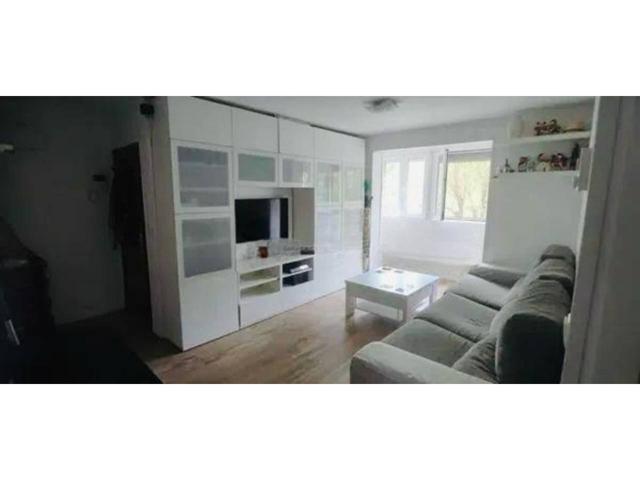 Venta de piso en L'Hospitalet de Llobregat photo 0