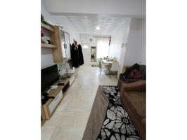 Venta de Casa Pareada en Torrevieja Centro, NEGOCIABLE. photo 0