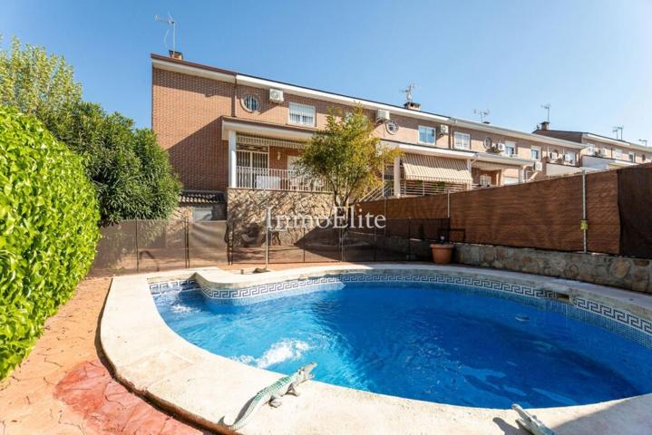 Chalet Adosado en Sevilla La Nueva photo 0