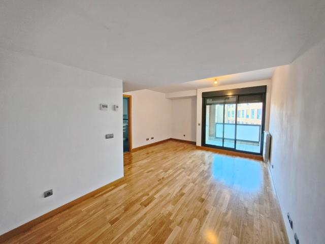 LUMINOSO ÁTICO DÚPLEX EN EURÓPOLIS, LAS ROZAS DE MADRID photo 0