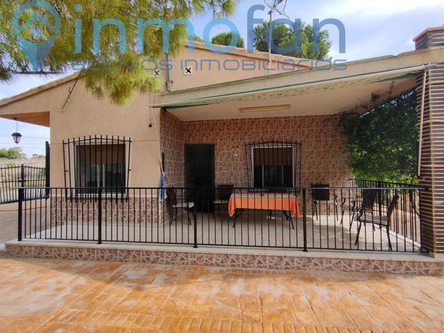 VENTA DE CHALET EN ASPE ZONA ALCANA photo 0