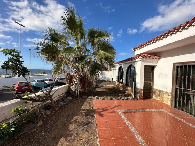 Villa de lujo en Costa del Silencio para renovación photo 0