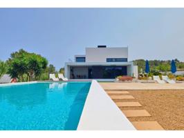 VILLA MODERNA Y FAMILIAR CON LICENCIA TURISTICA EN BENIMUSSA photo 0