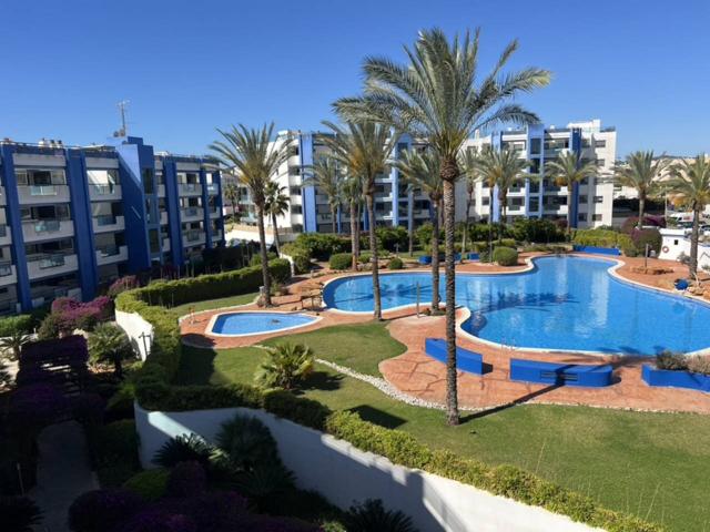 ACOGEDOR APARTAMENTO CON VISTAS AL AMANECER, Prestigioso residencial Antares photo 0