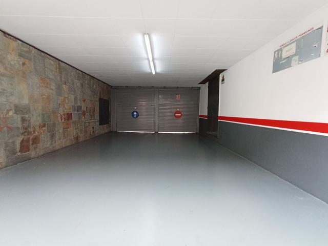 Parking En venta en Terrassa photo 0
