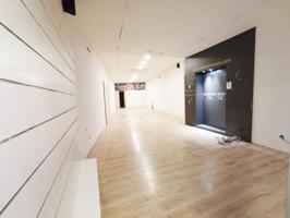 Local En alquiler en Terrassa photo 0