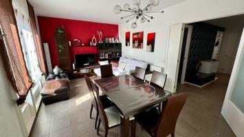Piso En venta en Terrassa photo 0