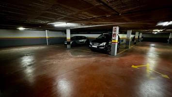 Parking En venta en Terrassa photo 0